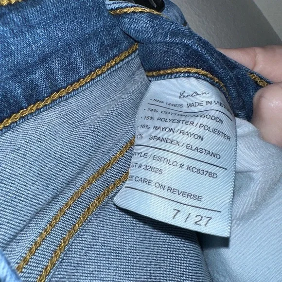 KanCan Blue Skinny Jeans with Stretch and Distressed Hem - Picture 5 of 6